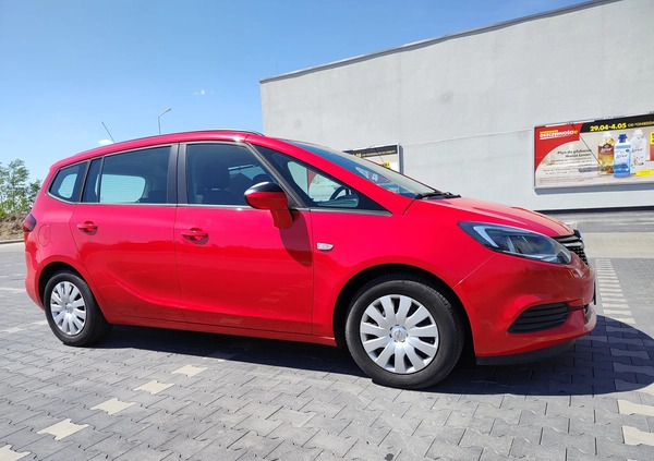 Opel Zafira cena 48777 przebieg: 160000, rok produkcji 2017 z Ogrodzieniec małe 301